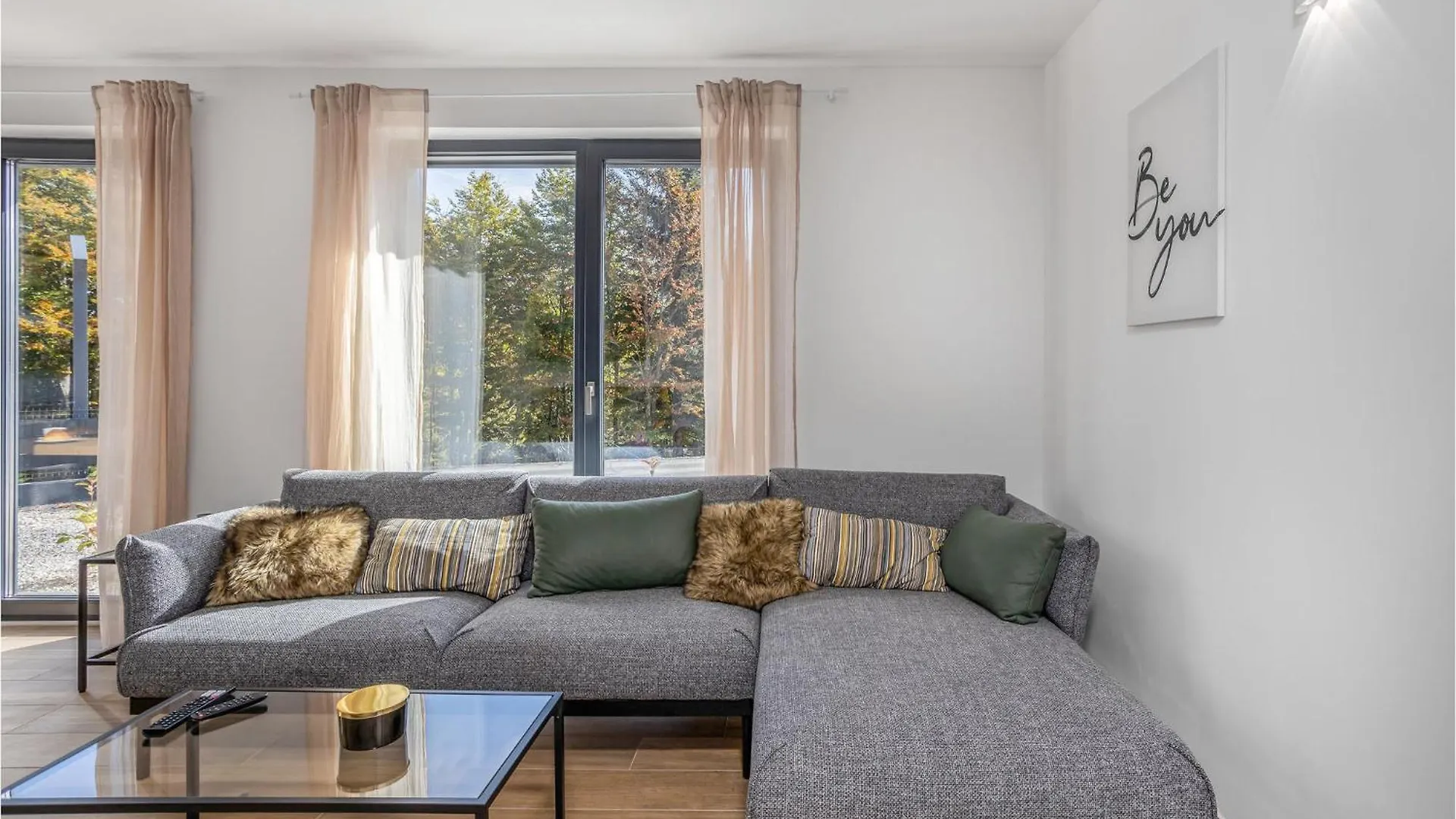2 Bedroom Nice Home In Stari Laz Holiday home